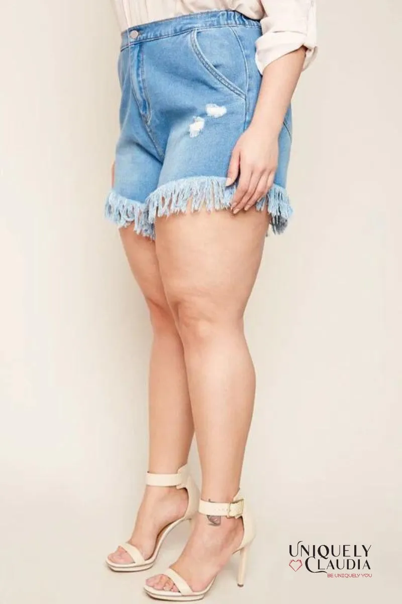 EDGY PLUS: Brenda Fringe Hemmed Denim Shorts